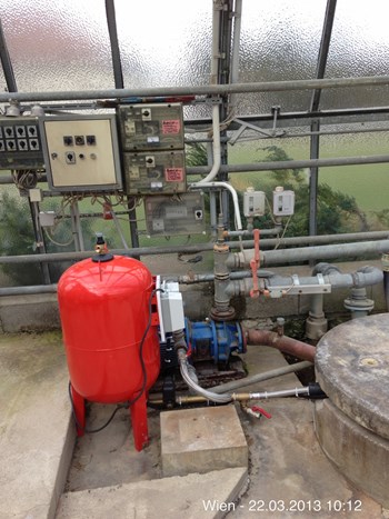 Elektrischer Anschluss für Pumpensystem